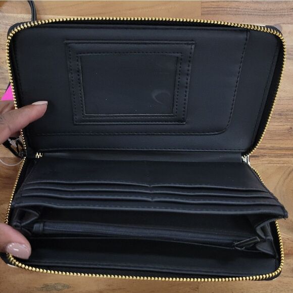 NEW Betsey Johnson Wallet - Picture 3 of 4